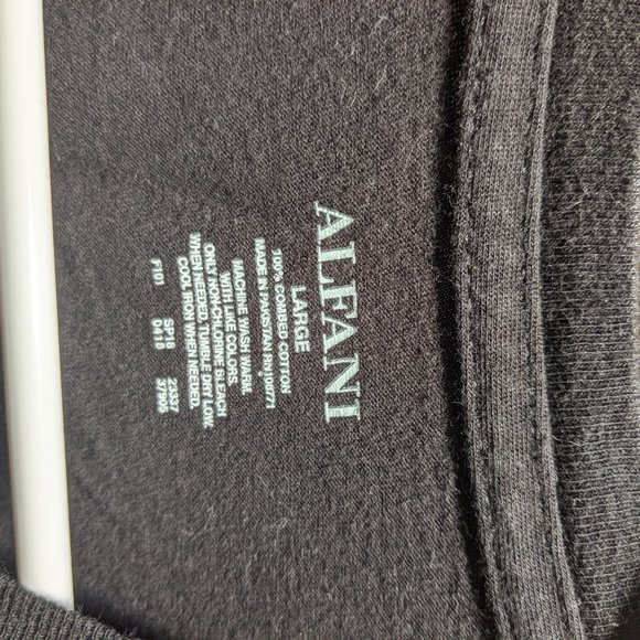 Alfani Black t-shirt - Picture 3 of 3